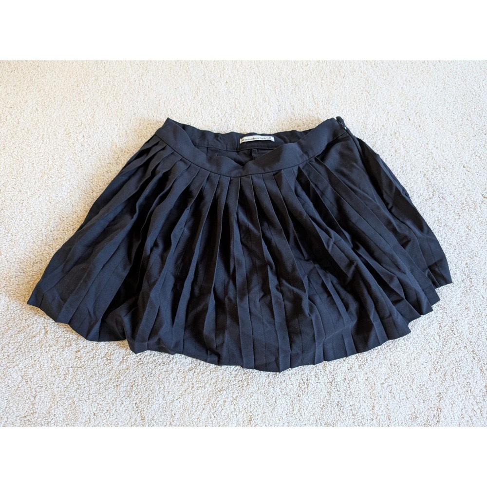 Abercrombie & Fitch Black Ruffle Skort Medium Womens Mini Skirt Shorts Active
